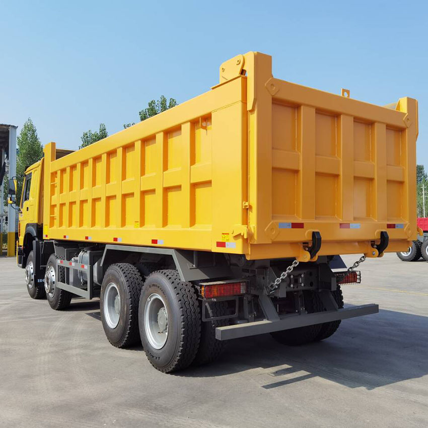 Sinotruk Howo 400HP 8x4 Camion-benne