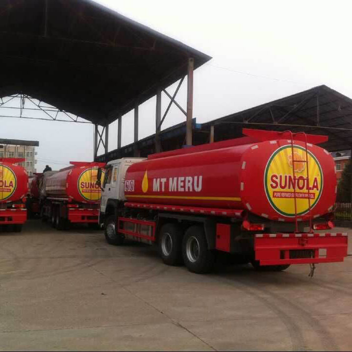 Sinotruk Howo 6x4 20000 litres camion-citerne de carburant
