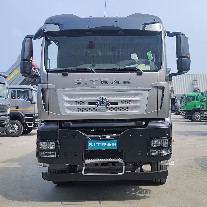 Sinotruk Sitrak 8x4 22cbm camion à benne