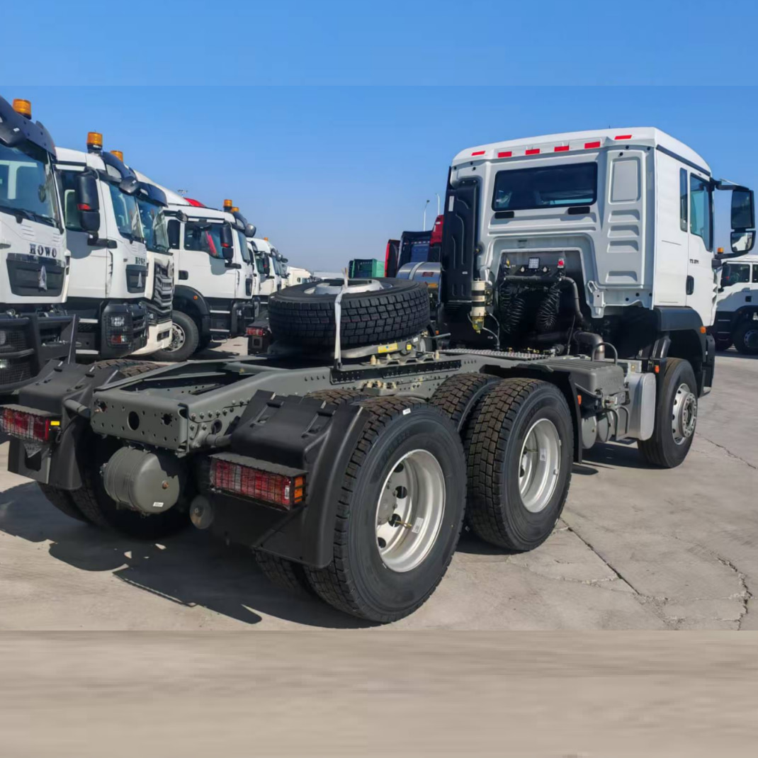 Howo TX 6x4 Tractor Truck 400HP pour la Zambie 3