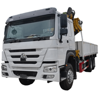 Camion-grue plié SINOTRUK HOWO 6X4 10T