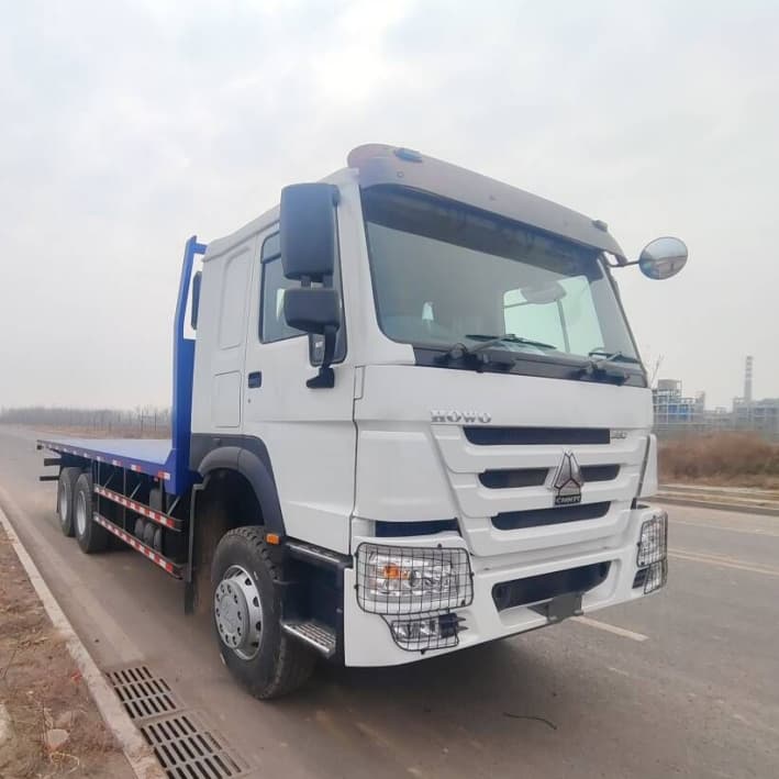 Sinotruk Howo 6x4 Contacteur à plateau camion de carry