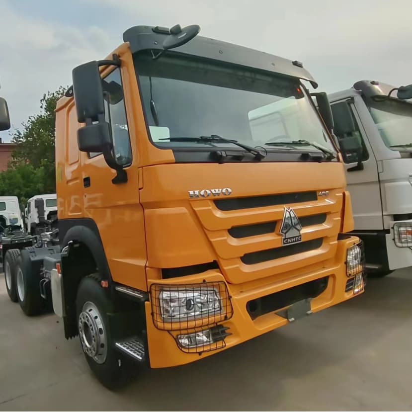 Camion de tracteur &agrave; chevaux Howo 6x4 en stock Howo 6x4 en stock