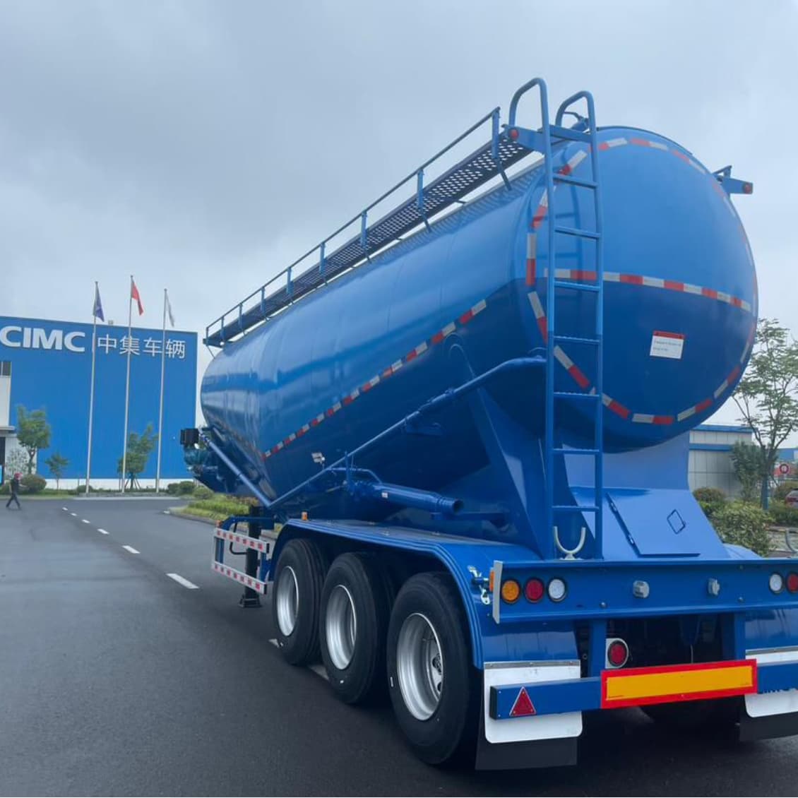 CIMC 3 essieux 40cbm Braier de r&eacute;servoir de ciment pour le mixage pour l'Alg&eacute;rie 2 