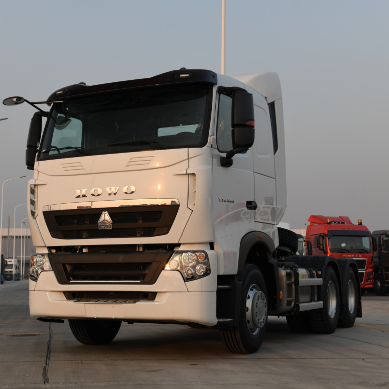 Howo T7H 6X4 430HP MAN MOTEUR TRACTOR TRACTOR 2 