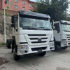 Sinotruk Howo 6x4 Tracteur Camion à droite en stock