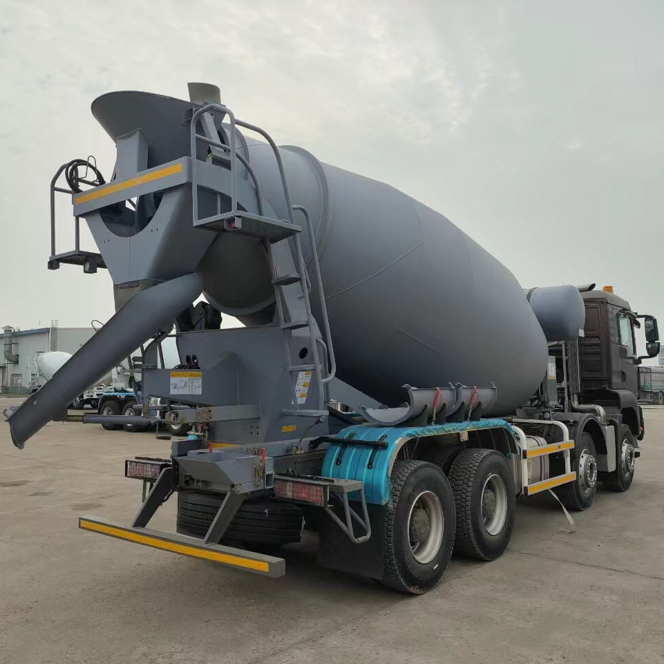 Sitrak 8x4 12cbm en béton de mixage