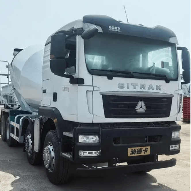SITRAK 8X4 12 CBM CURMER DE BÉTON CRUMER 3 