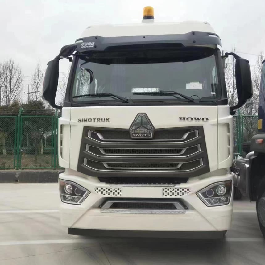 Sinotruk Howo NX 480HP 6x4 Tractor Truck for Saudi Arabie