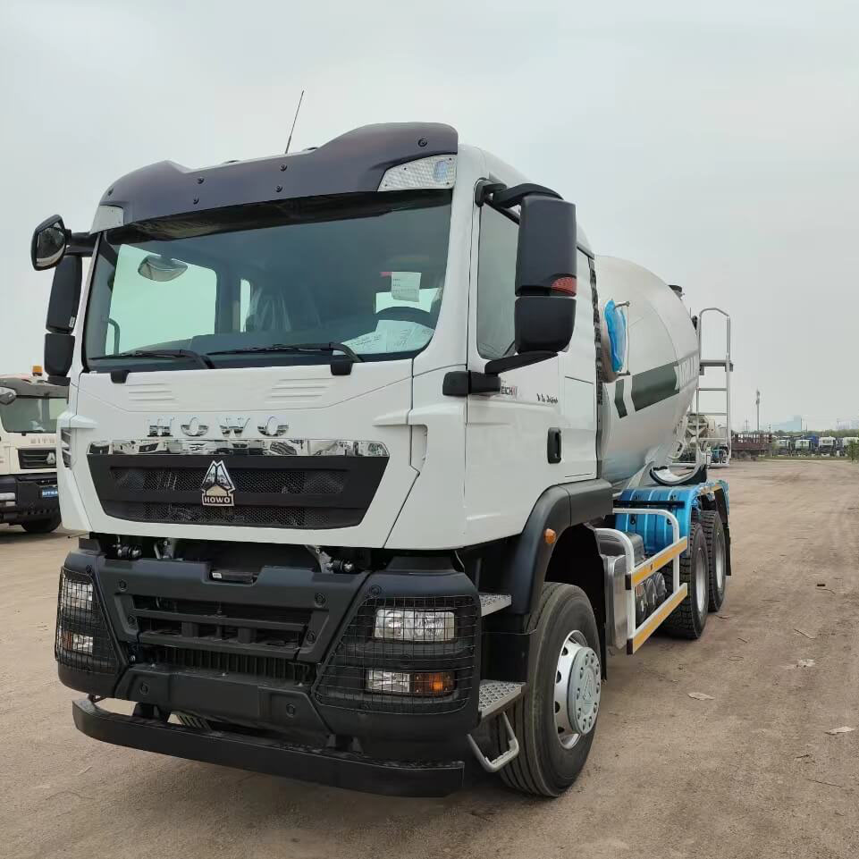 Sinotruk Howo TX 6x4 10cbm Truck de mélangeur en béton
