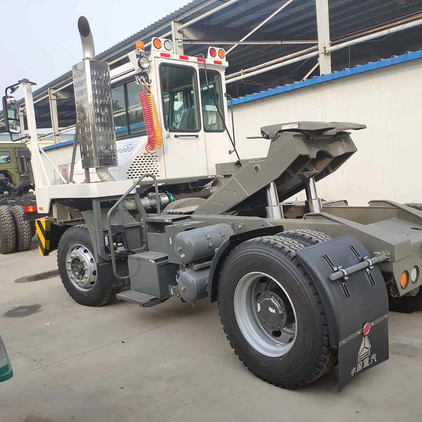 Sinotruk Hova 4x2 Dranneur du terminal de la main-d'œuvre