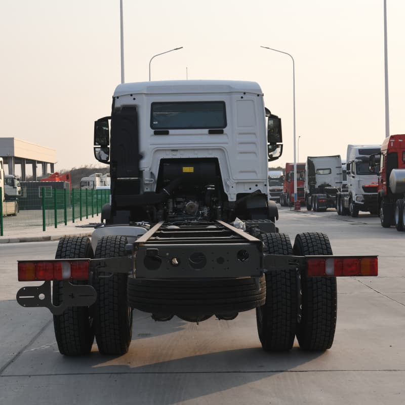 Châssis de cargaison TX 4x2 280HP avec empattement de 4700 mm pour l'Algérie