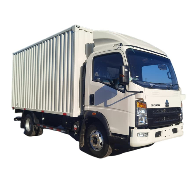 Camion fourgon léger HOWO 4X2 5T à conduite à droite en stock