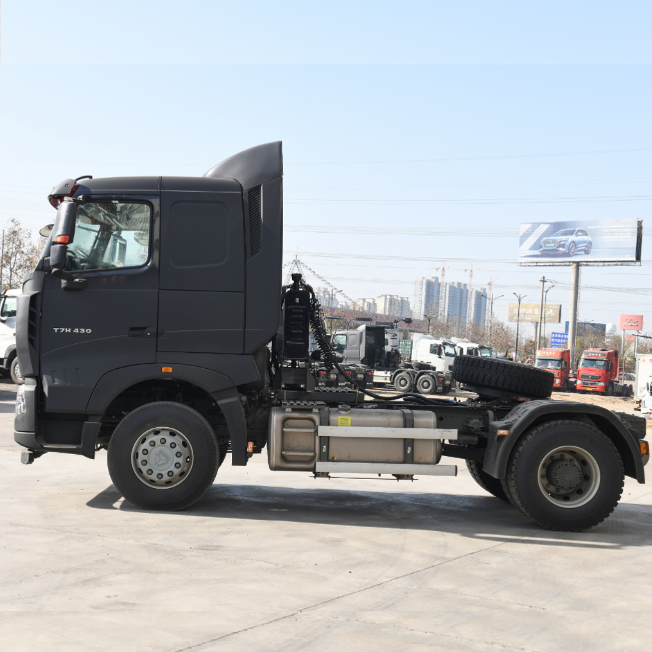 Howo T7H 4x2 430HP MAN MOTEUR TRACTOR TRACTOR HEUD DUTY