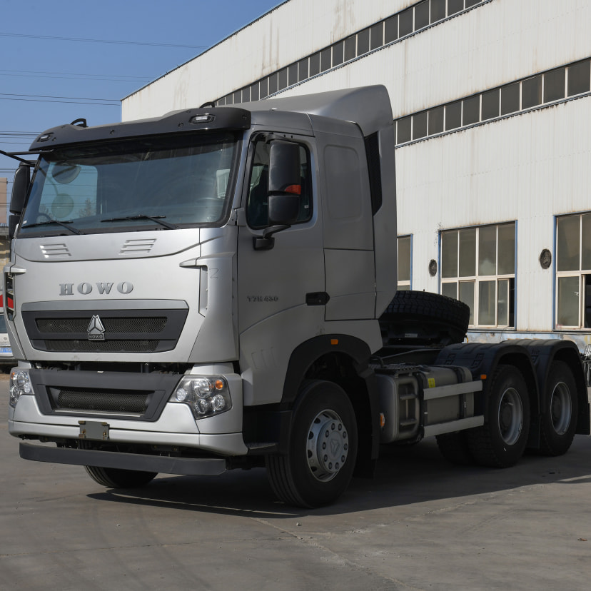 Nouveau camion de tracteur en moteur Howo T7H 6x4 Euro III
