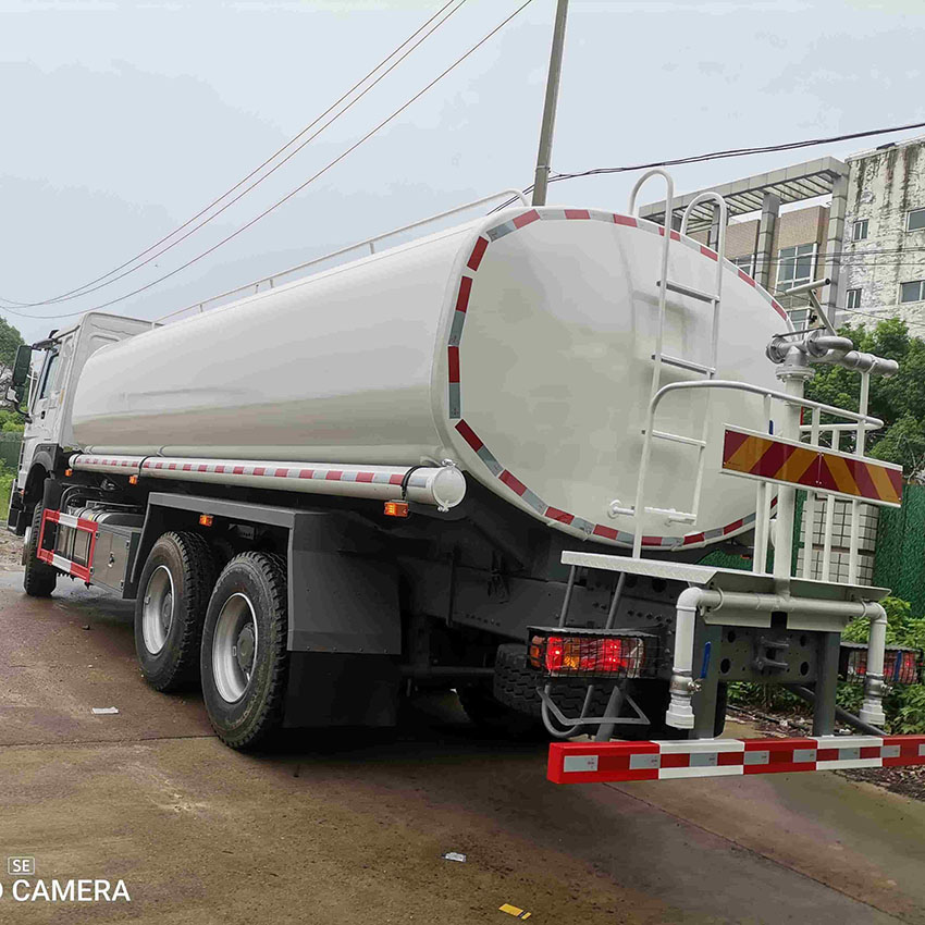 Sinotruk Howo 6x4 20000 litres