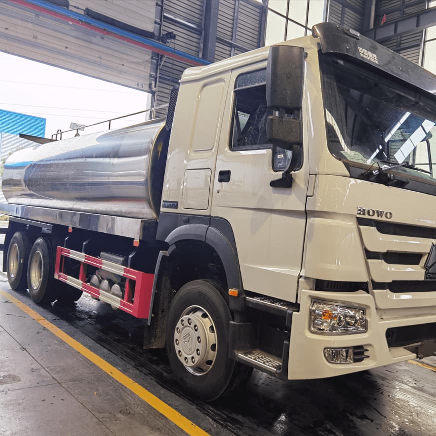 Sinotruk Howo 6x4 20000 litres