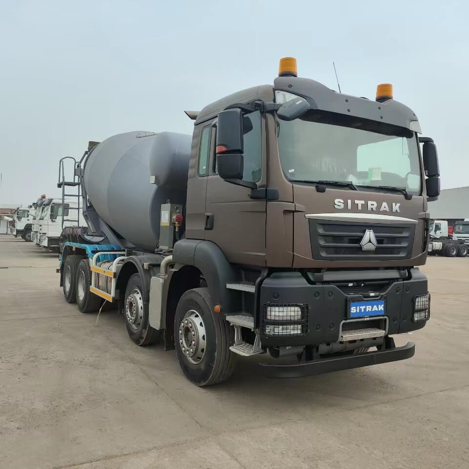 Sitrak 8x4 12cbm en béton de mixage