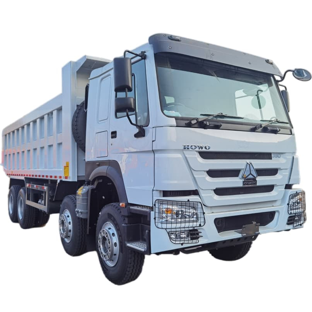 Howo 8x4 25cbm Dump Tipper Truck pour Tanzanie en stock