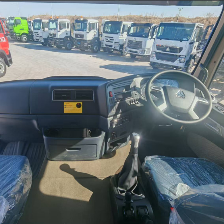 HOWO TX 6X4 400HP TRACTEUR DE TRACTEUR HEURD DUTANT POUR TANZANIE 6 