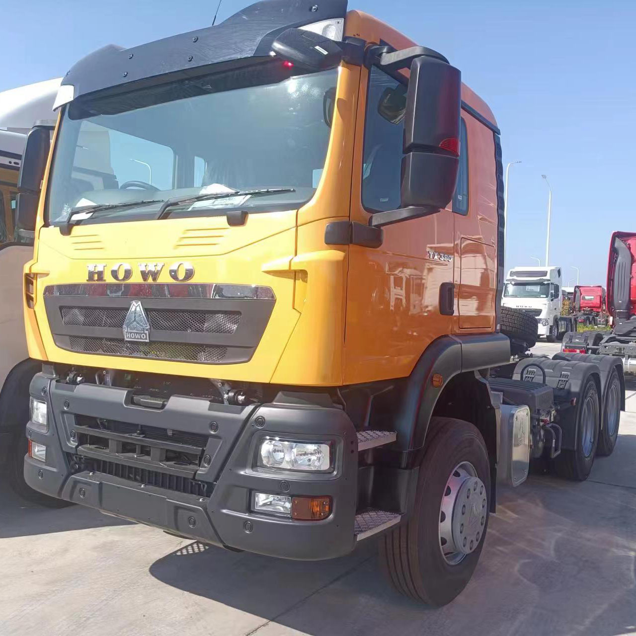 Camion tracteur SINOTRUK HOWO TX 6X4 pour l'Algérie 2