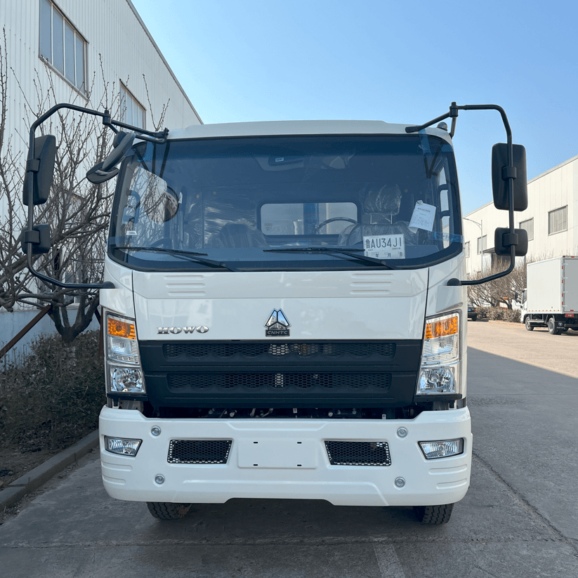 Camion &agrave; benne basculante SINOTRUK HOWO 4X2 5T