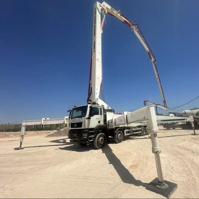 SITRAK 52M XCMG MONTAGE DU B&Eacute;TON M&Eacute;TIQUET