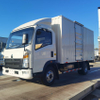 Camion de bo&icirc;te de fourgon Howo 5T