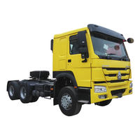 Sinotruk Howo 6x4 Tracteur Camion à droite en stock