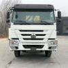 Camion à benne basculante Sinotruk Howo 6x4 avec grue 