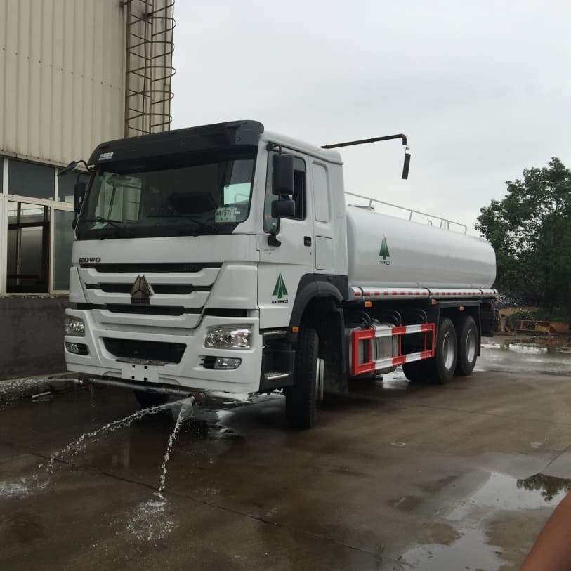 Sinotruk Howo 6x4 20cbm 20000 litres